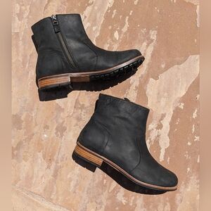 Olukai Kaono II Boots Size 8 Black